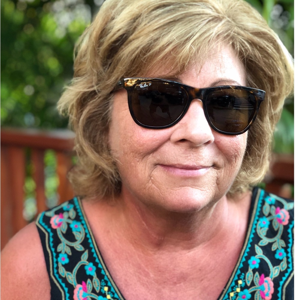 Meet your Posher, Donna